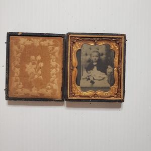 Antique Sixth Plate Daguerreotype of a toddler in leather case frame